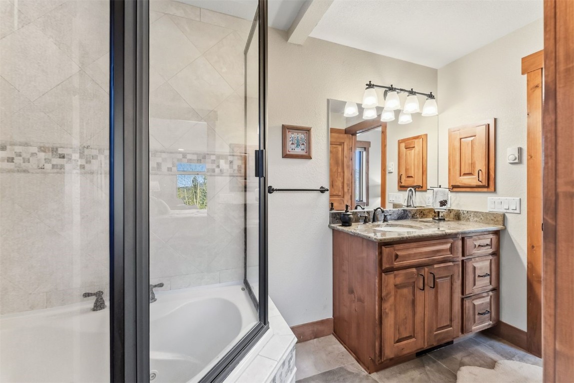 1682 Boreas Pass Road, Unit C Breckenridge, CO 80424 - Photo 30 of 50 Primary bath