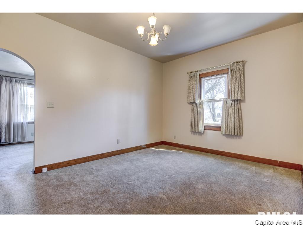 1512 East Keys Avenue Springfield, IL 62702 - Photo 16 of 32 Gallery Image 16