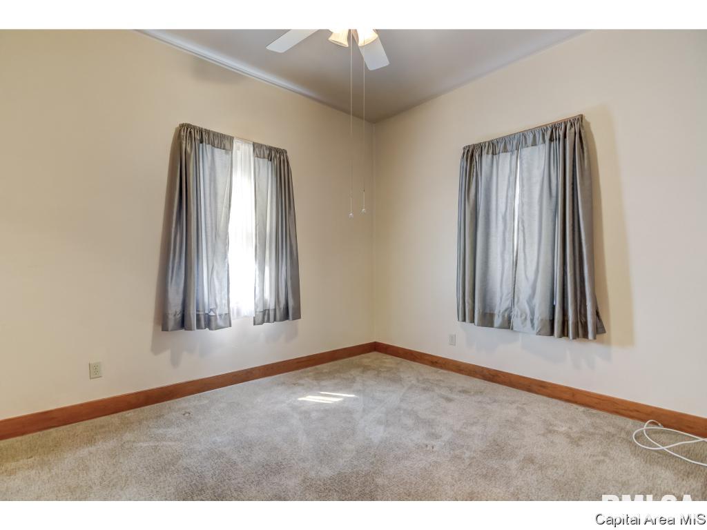 1512 East Keys Avenue Springfield, IL 62702 - Photo 19 of 32 Gallery Image 19
