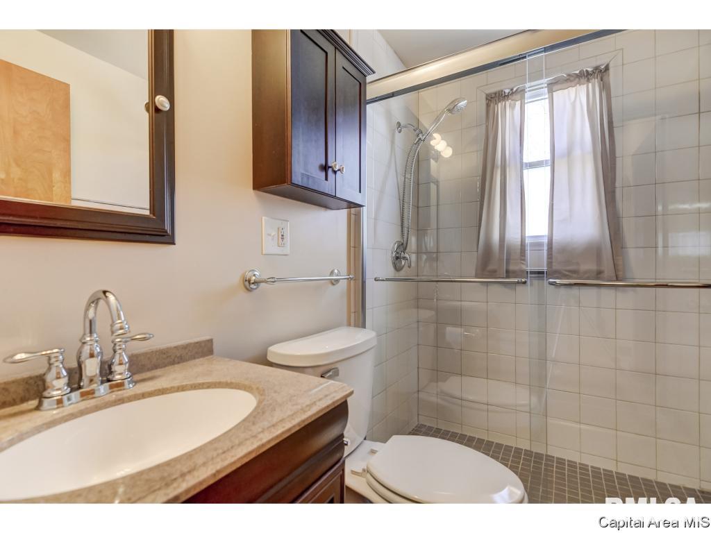1512 East Keys Avenue Springfield, IL 62702 - Photo 23 of 32 Gallery Image 23