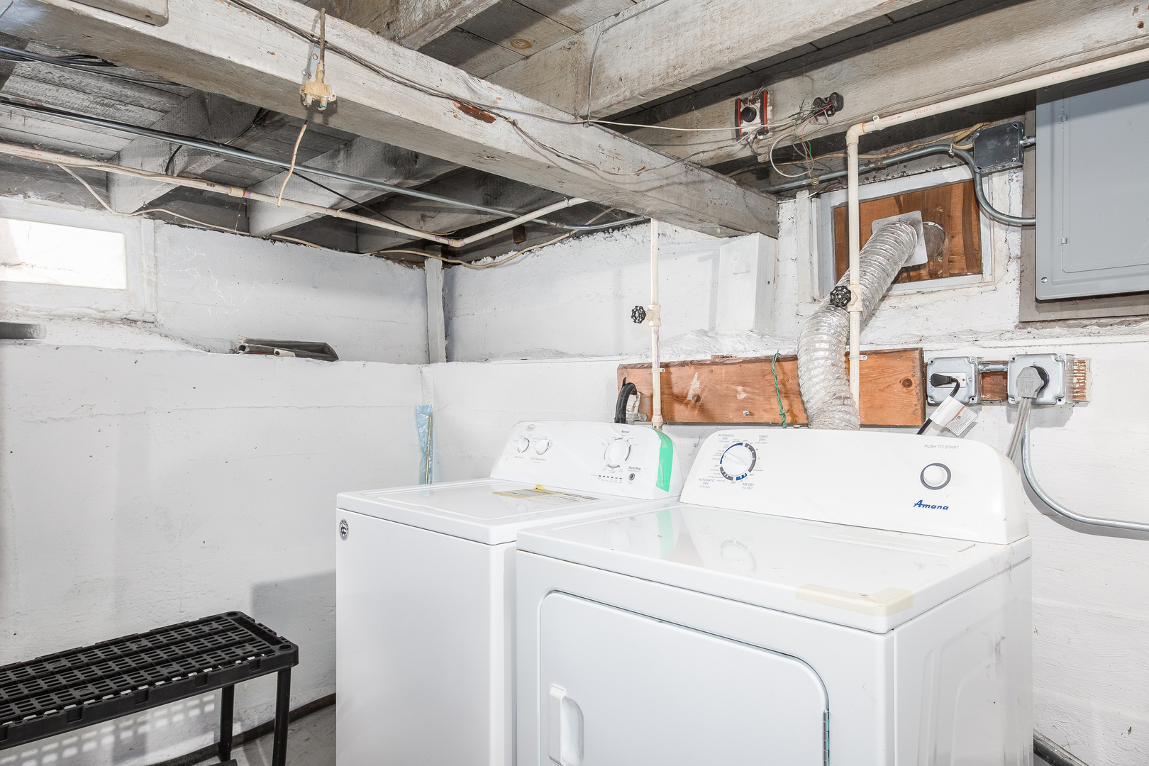 718 Clinton Street Lockport, IL 60441 - Photo 12 of 15 a utility room with dryer and washer