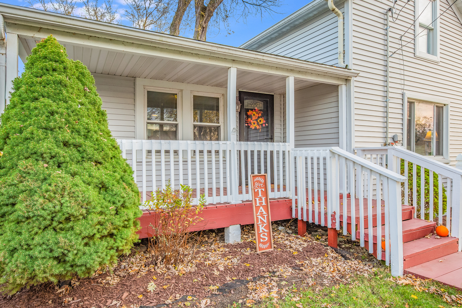 718 Clinton Street Lockport, IL 60441 - Photo 2 of 15