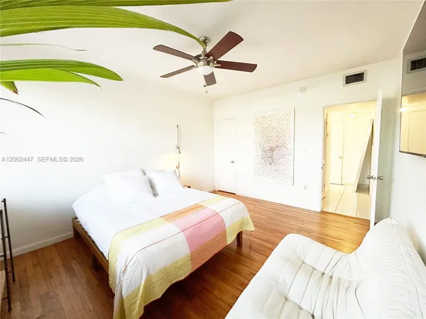 $2,500 | 1255 Marseille Drive, Unit 20, Miami Beach, FL 33141