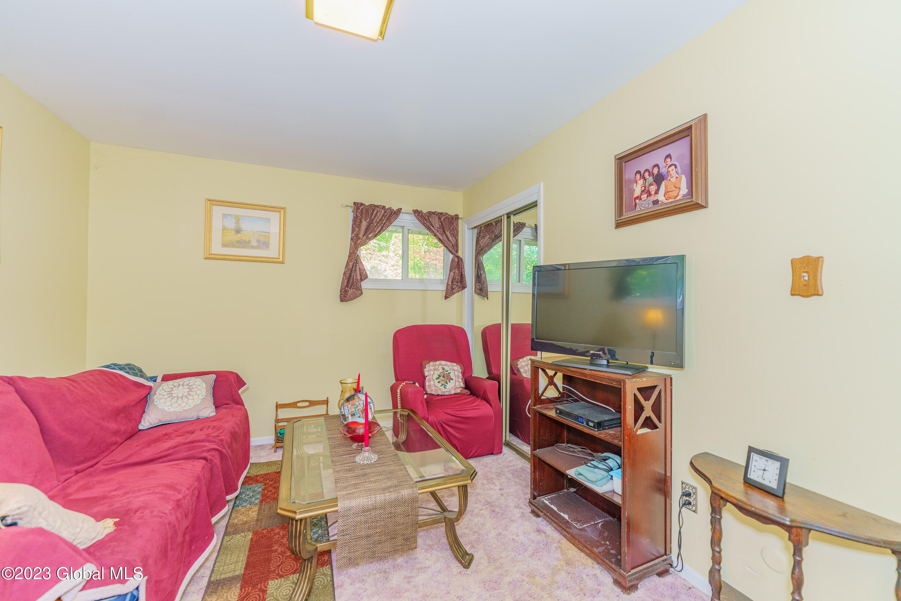 26 Tryon Court Albany, NY 12203 - Photo 21 of 39 5 Bedroom 4