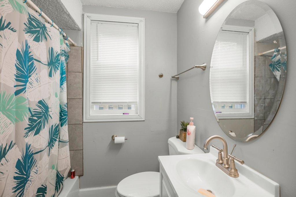 4111 North Bryant Avenue Minneapolis, MN 55412 - Photo 14 of 25