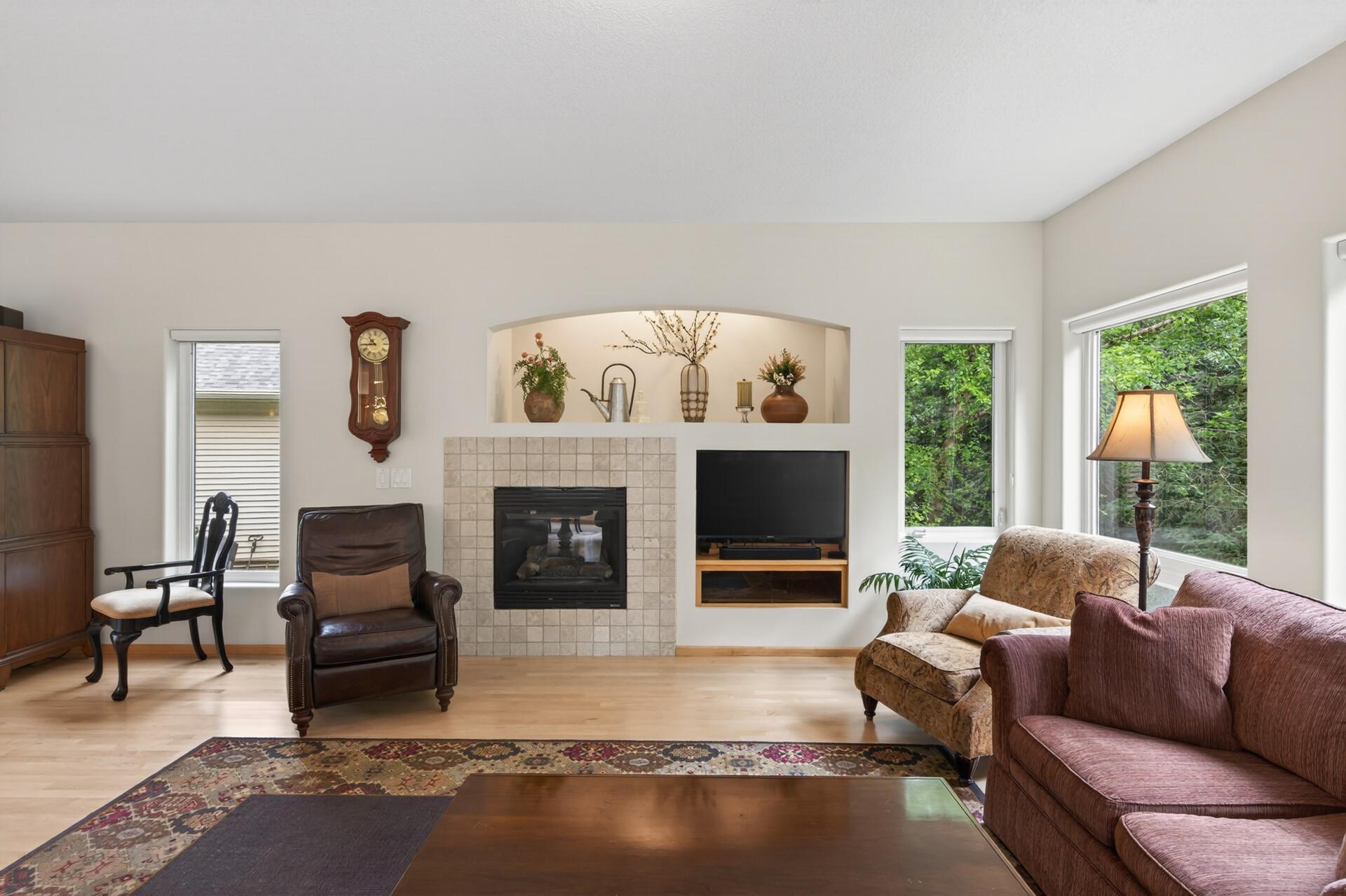 381 Del Rio Drive Chanhassen, MN 55317 - Photo 21 of 97