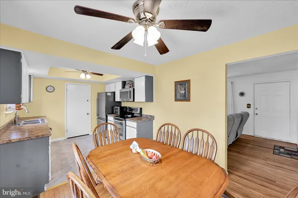 $319,900 | 4330 Pinewood Lane, York, PA 17402