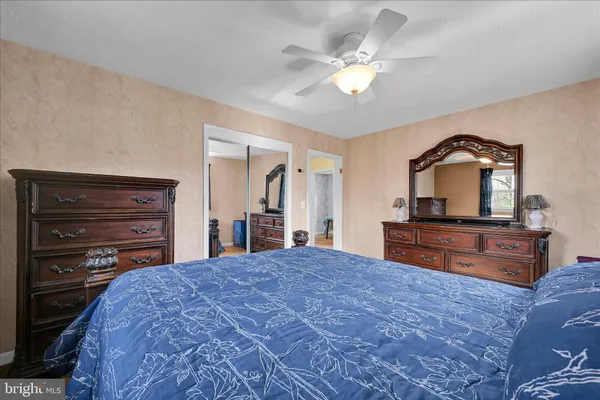 $319,900 | 4330 Pinewood Lane, York, PA 17402