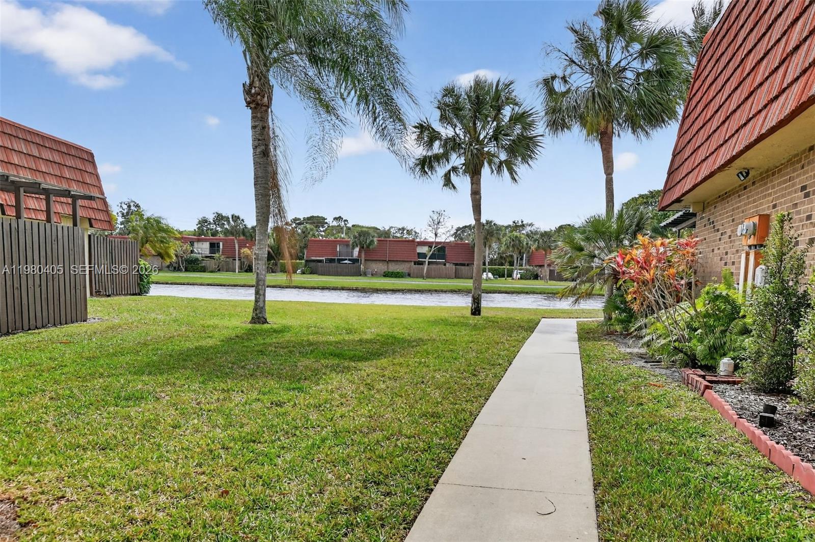 8181 Boca Rio Drive, Unit 8181 Boca Raton, FL 33433 - Photo 39 of 40 a view of a park