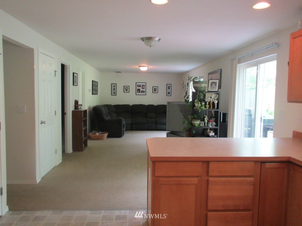 231 North Lake Roesiger Road Snohomish, WA 98290 - Photo 8 of 25