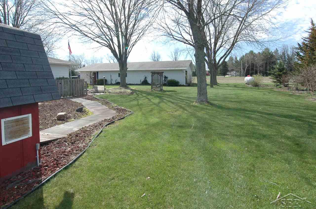 649 North Brennan Road Hemlock, MI 48626 - Photo 19 of 20 31317332-18.JPG