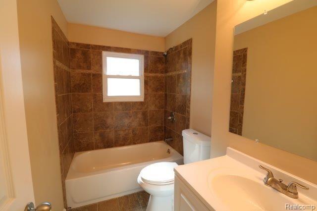 5348 Linden Road Swartz Creek, MI 48473 - Photo 10 of 14 IMG_0903.jpg