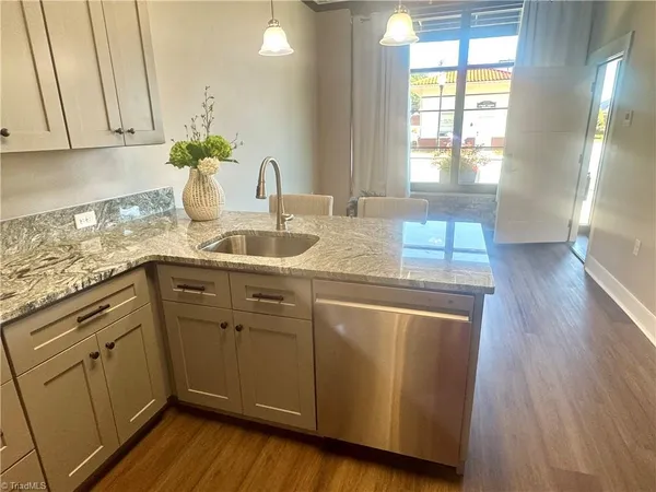 $1,595 | 119 West Depot Street, Unit 1B, Mocksville, NC 27028