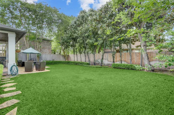 $11,000 | 4806 Wedgewood Drive, Bellaire, TX 77401