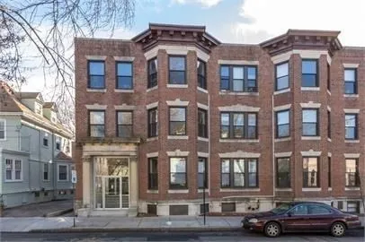 $3,400 | 7 Naples Road, Unit 4, Brookline, MA 02446