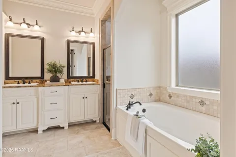 $390,000 | 306 Flora Springs, Broussard, LA 70592