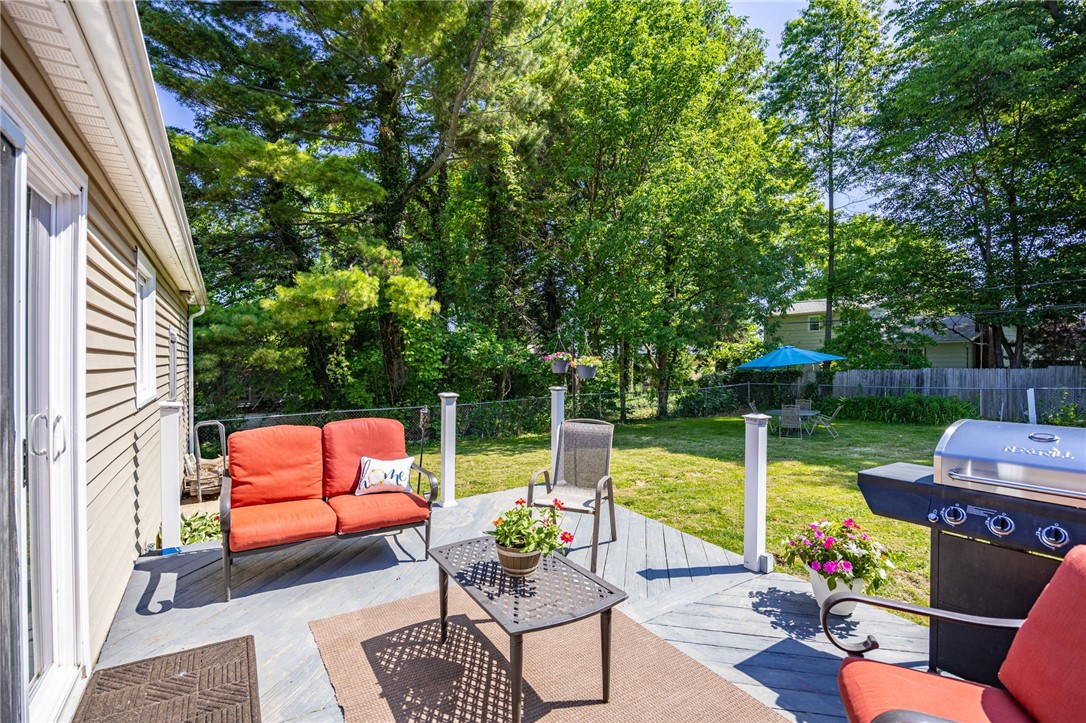 50 Interlaken Road Greece, NY 14612 - Photo 20 of 30