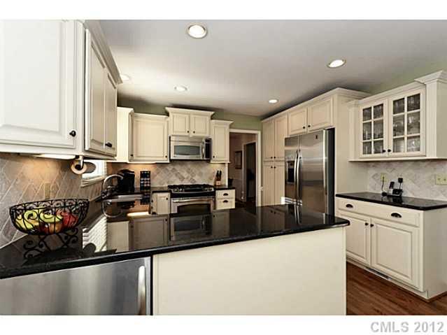 3330 Stocktie Road Charlotte, NC 28210 - Photo 4 of 15 Gallery Image 4