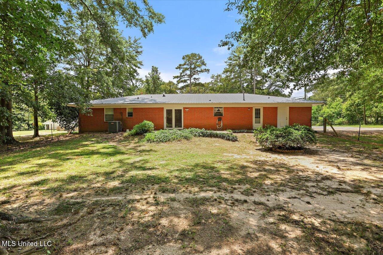 1251 Gunter Road Florence, MS 39073 - Photo 7 of 55 30-1251 Gunter Rd