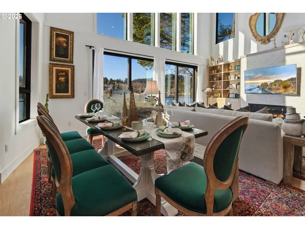 $1,299,000 | 3403 Northeast Johns Loop, Neotsu, OR 97364