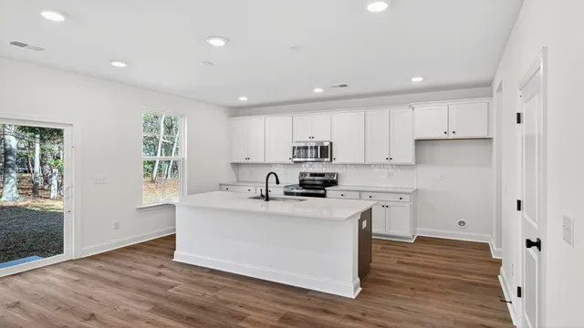 $407,990 | 470 Cadbury Loop, Summerville, SC 29486