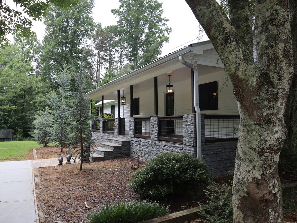 8249 Boardtown Road Ellijay, GA 30540 - Photo 14 of 71 Garage