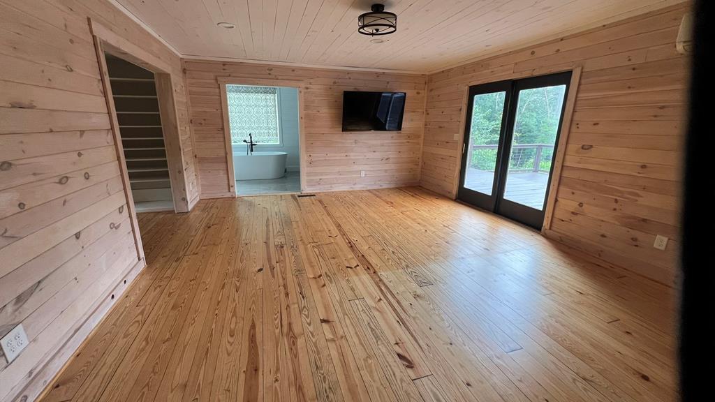 8249 Boardtown Road Ellijay, GA 30540 - Photo 61 of 71 Master bedroom