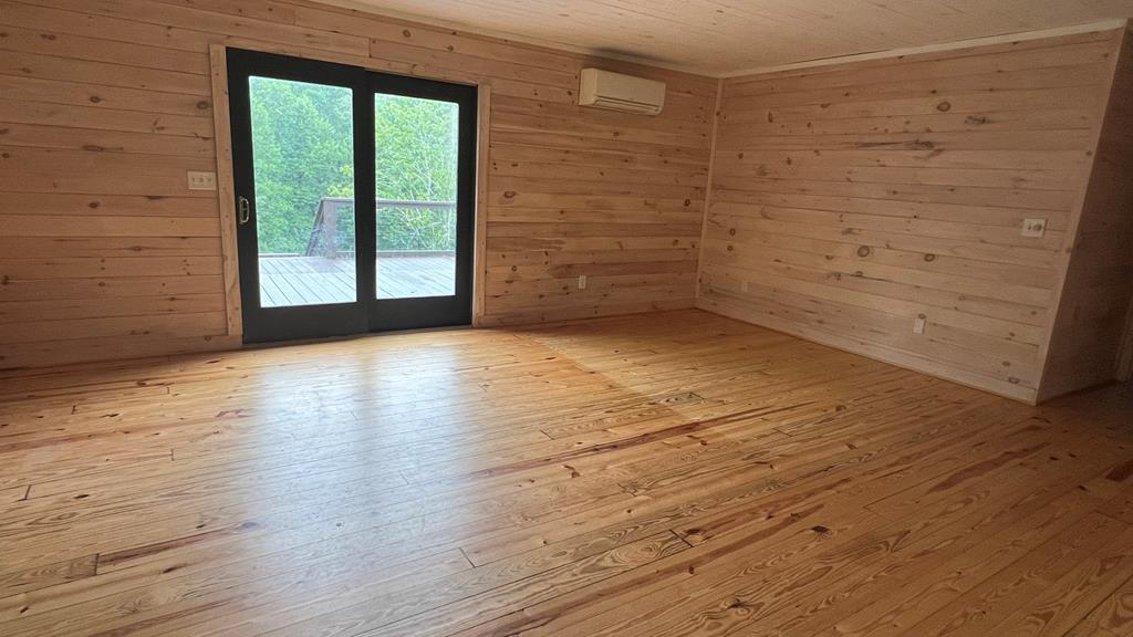 8249 Boardtown Road Ellijay, GA 30540 - Photo 66 of 71 Master Bed