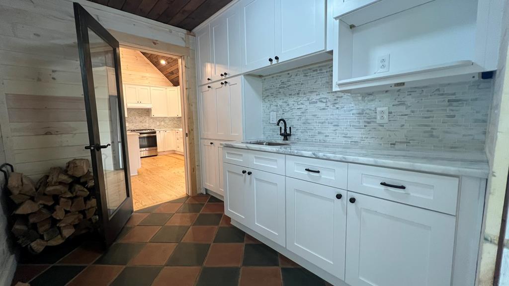 8249 Boardtown Road Ellijay, GA 30540 - Photo 71 of 71 Mud room
