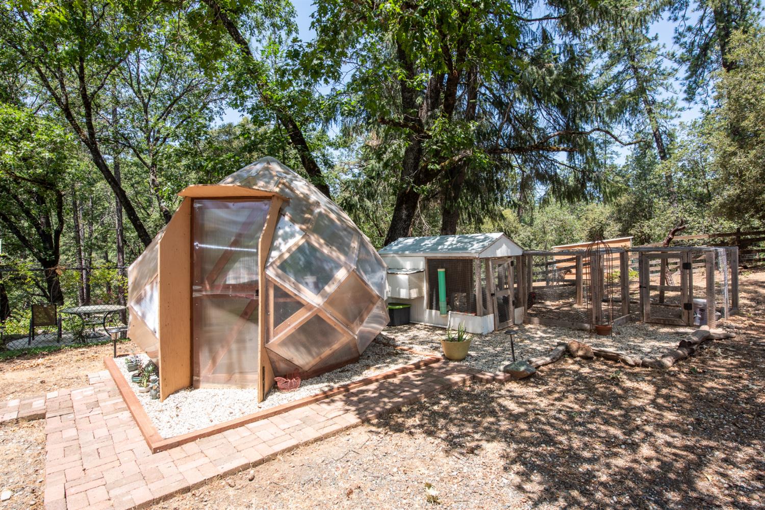15046 Leiter Way Grass Valley, CA 95949 - Photo 25 of 43 a view of a house with a yard