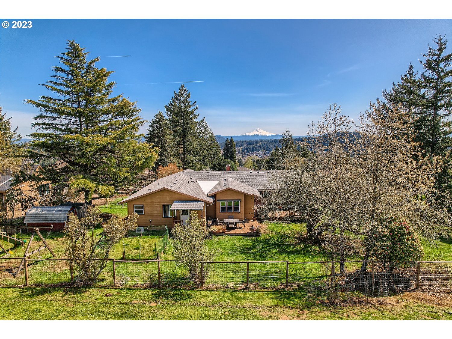 9465 Southeast Ridgecrest Court Happy Valley, OR 97086 - Photo 28 of 31 Gallery Image 28