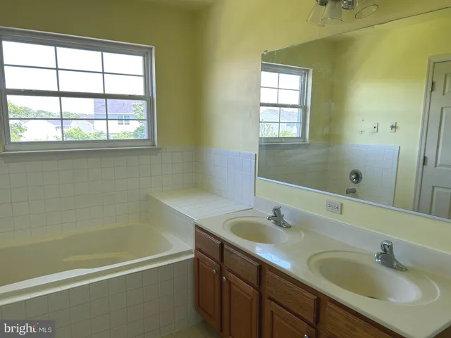 $1,750 | 206 Oyster Catcher Court, Cambridge, MD 21613