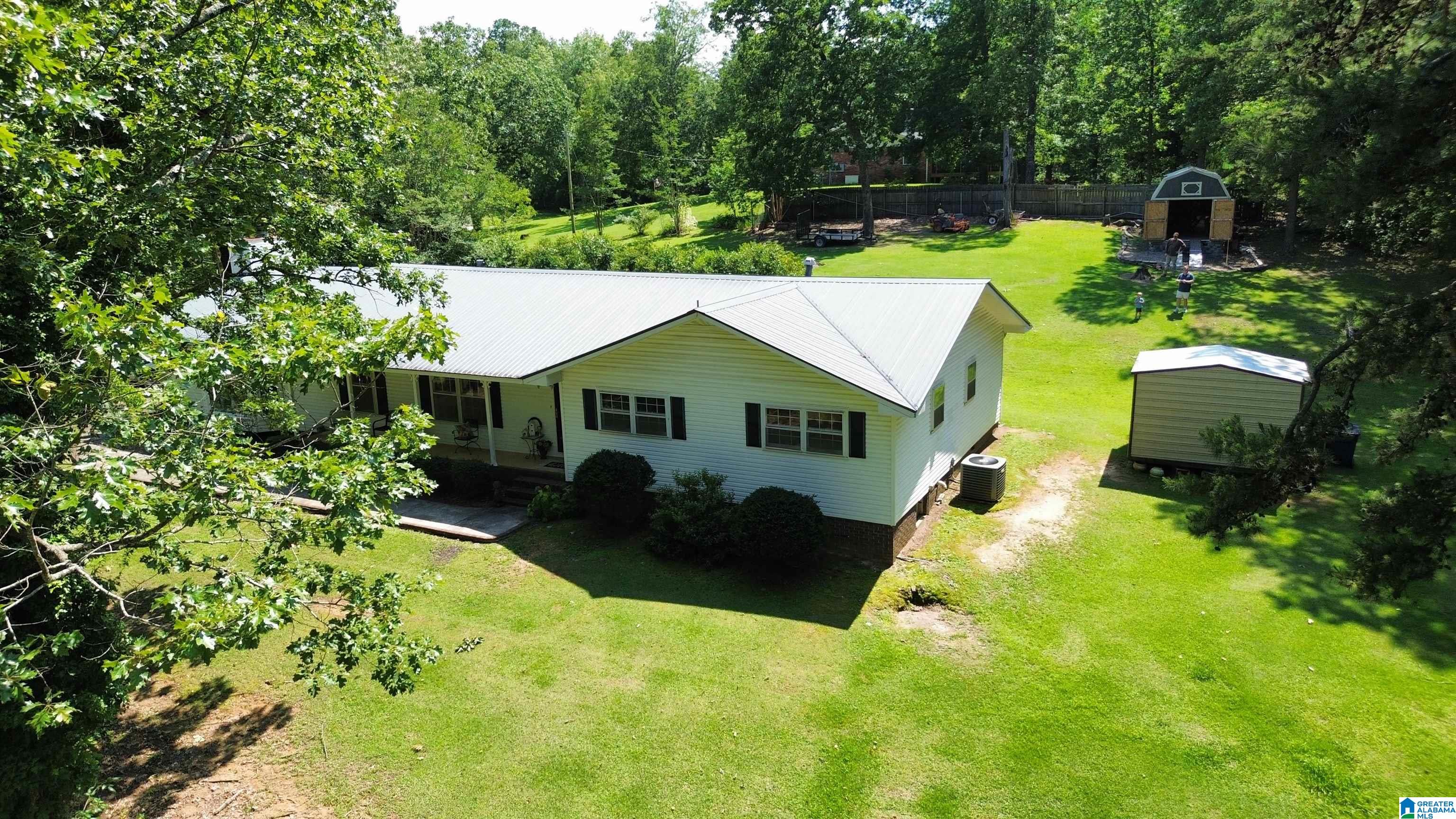 1371 Smoke Rise Trail Warrior, AL 35180 - Photo 5 of 64