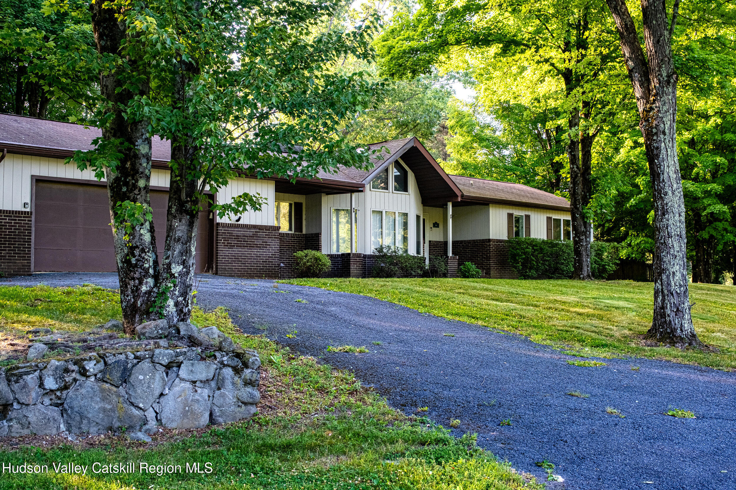 321 Orchard Road Highland, NY 12528 - Photo 5 of 32 5