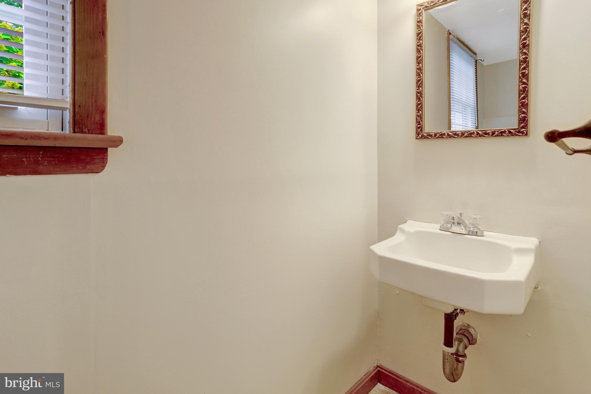 7623 Mendota Place Springfield, VA 22150 - Photo 39 of 67 HALF BATH ON LOWER LEVEL