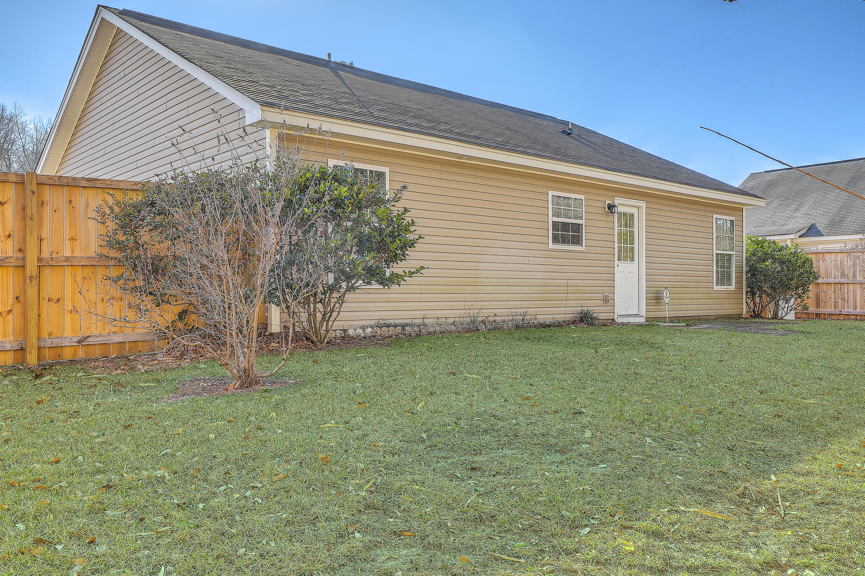 191 Blackstone Drive Moncks Corner, SC 29461 - Photo 18 of 19 0W7A7673_4_5_6_7_8_9