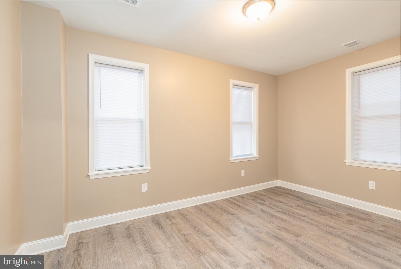 4201 Nicholas Avenue Baltimore, MD 21206 - Photo 23 of 32