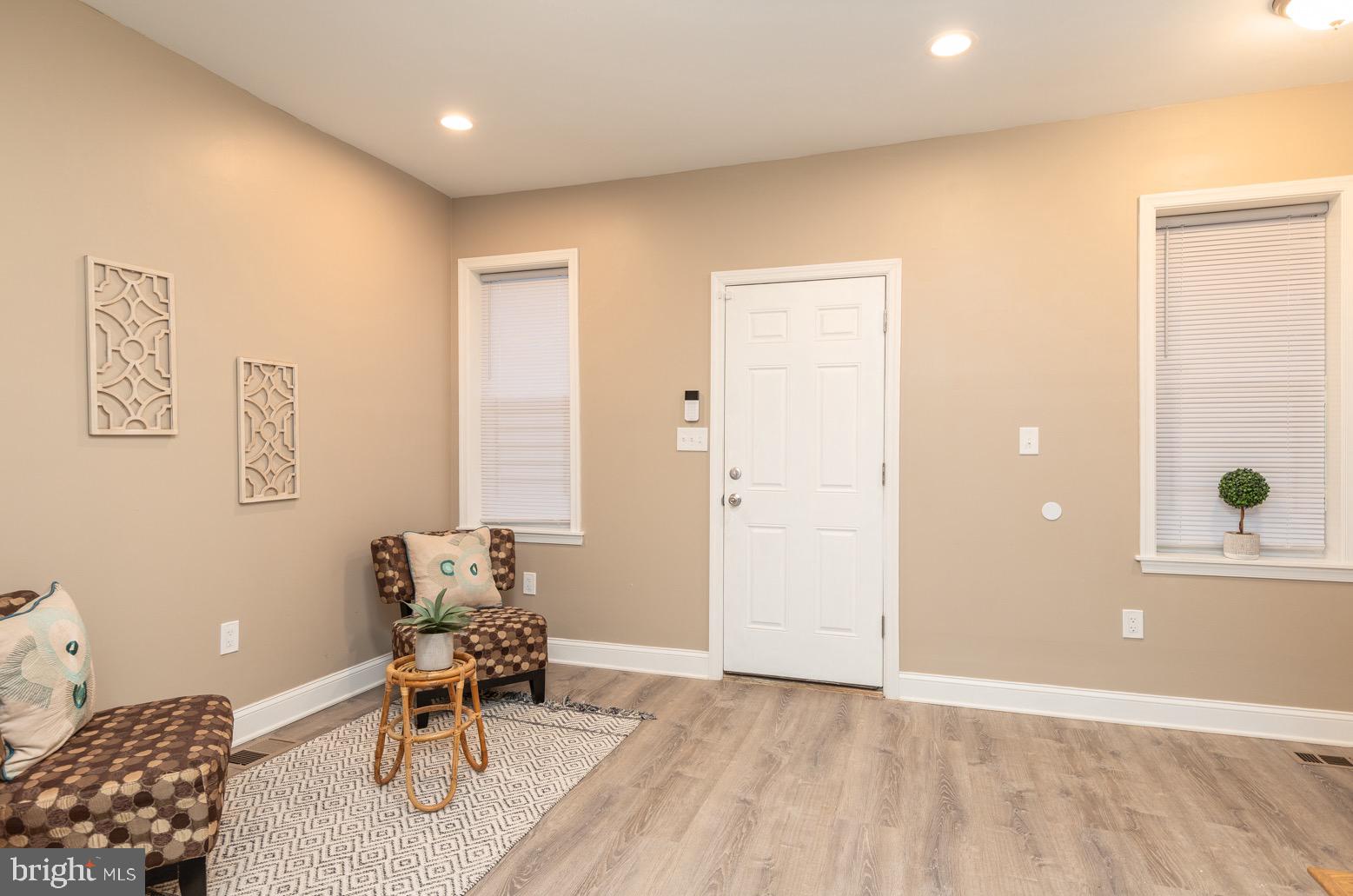 4201 Nicholas Avenue Baltimore, MD 21206 - Photo 5 of 32