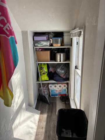 $299,900 | 539 South Clay Street, Green Bay, WI 54301