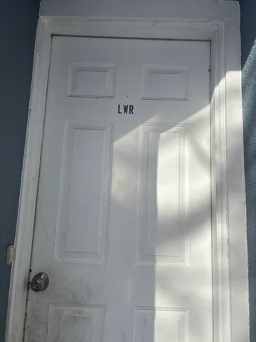 $299,900 | 539 South Clay Street, Green Bay, WI 54301