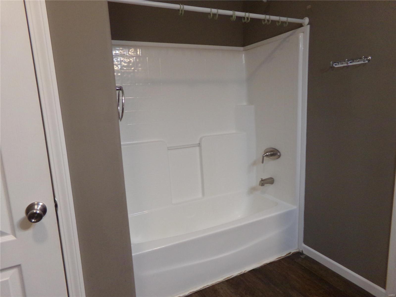 13724 Meffert Road Pocahontas, IL 62275 - Photo 14 of 36