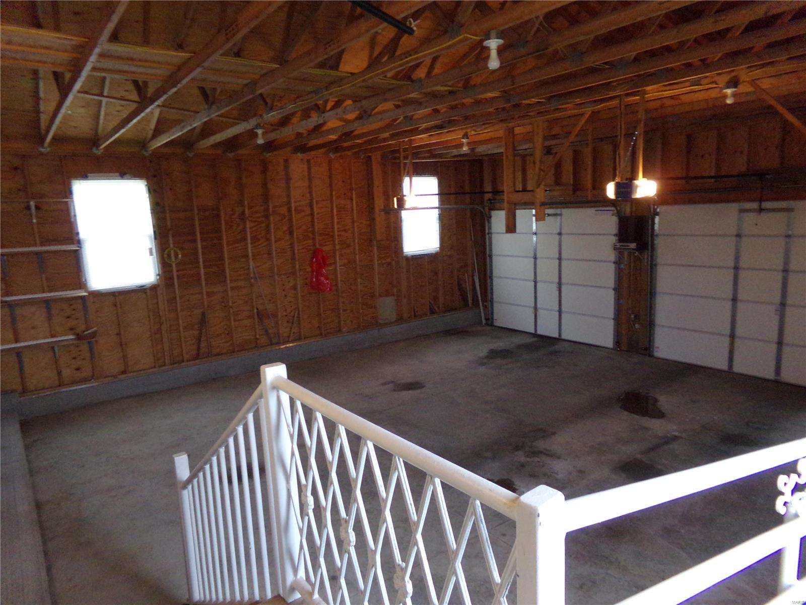 13724 Meffert Road Pocahontas, IL 62275 - Photo 27 of 36