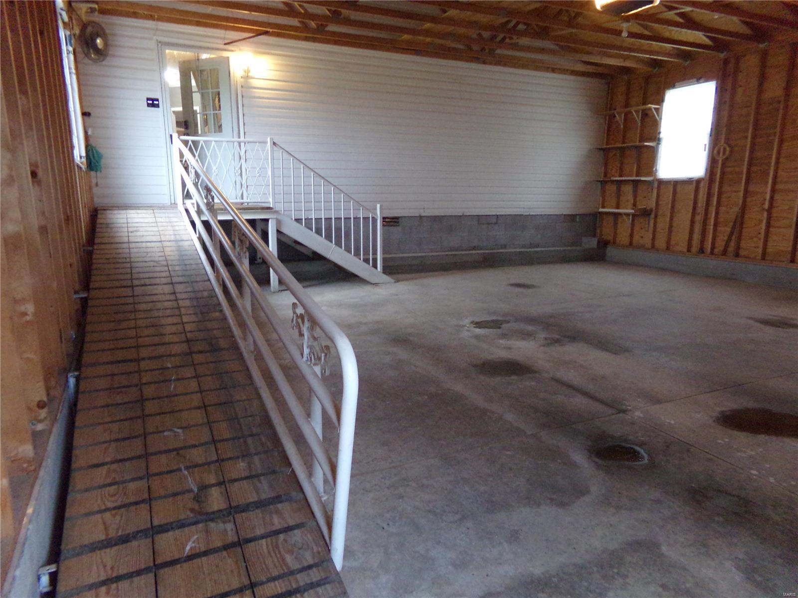 13724 Meffert Road Pocahontas, IL 62275 - Photo 28 of 36