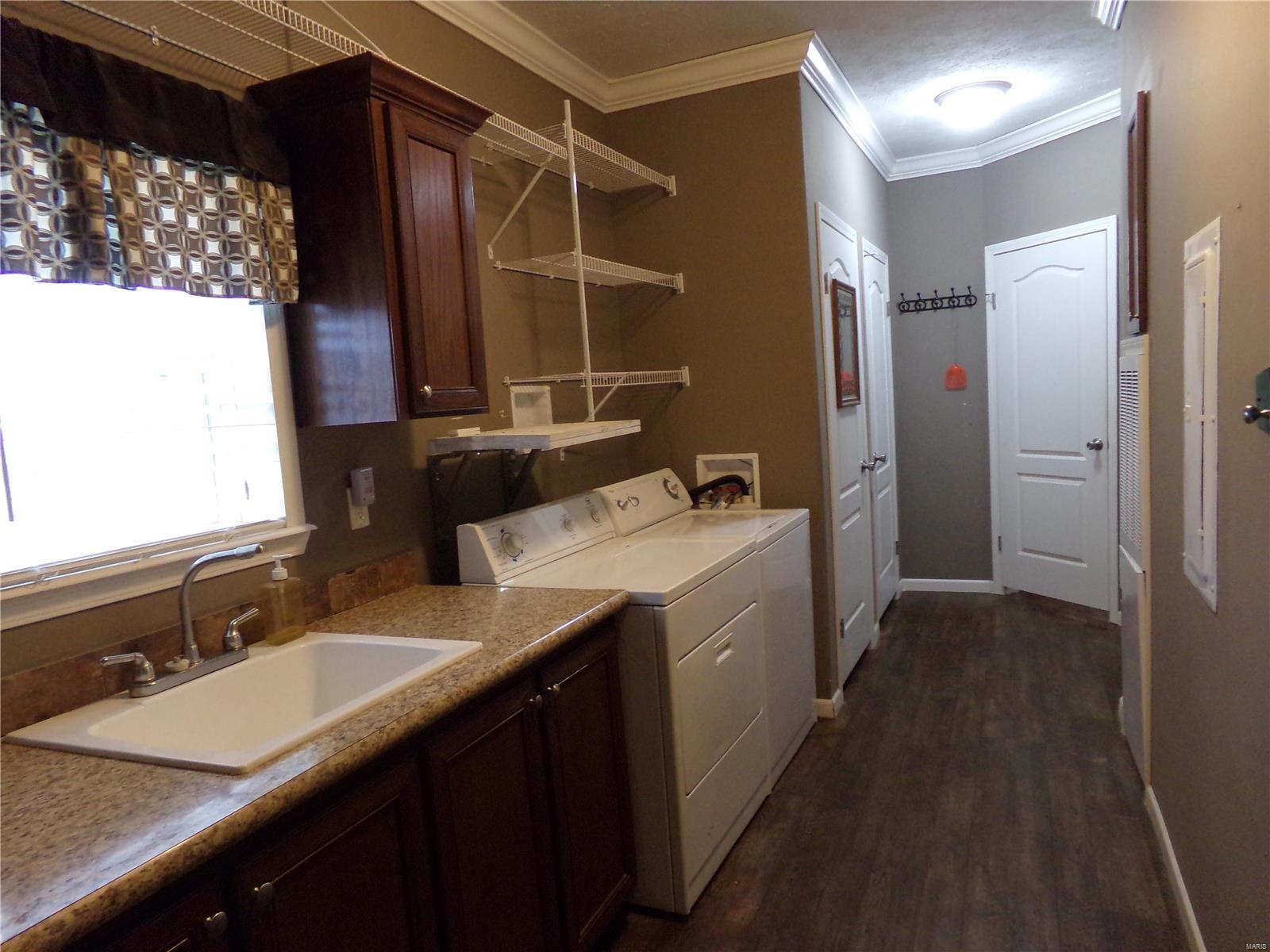 13724 Meffert Road Pocahontas, IL 62275 - Photo 9 of 36