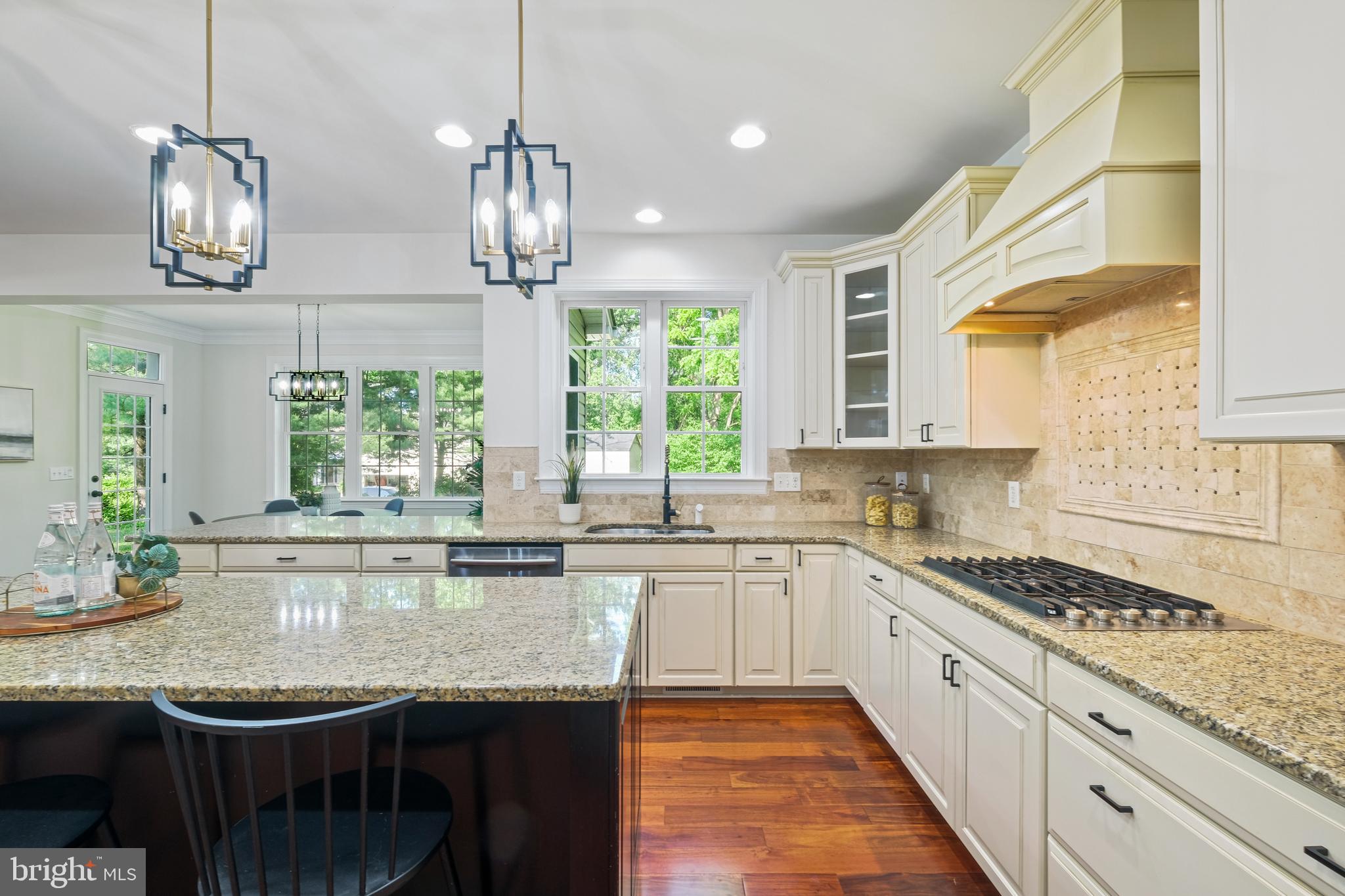 5861 Trotter Road Columbia, MD 21044 - Photo 19 of 53 Six Burner Range