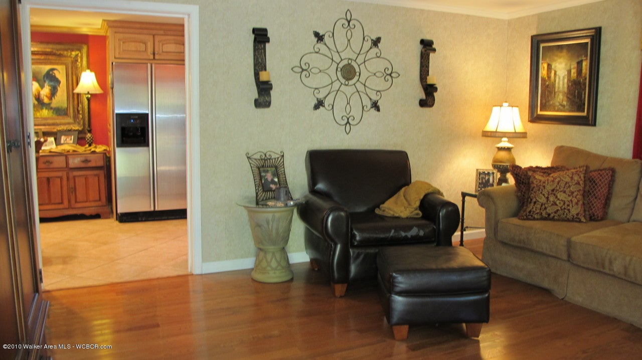 1690 Drummond Road Jasper, AL 35504 - Photo 4 of 29 Gallery Image 4