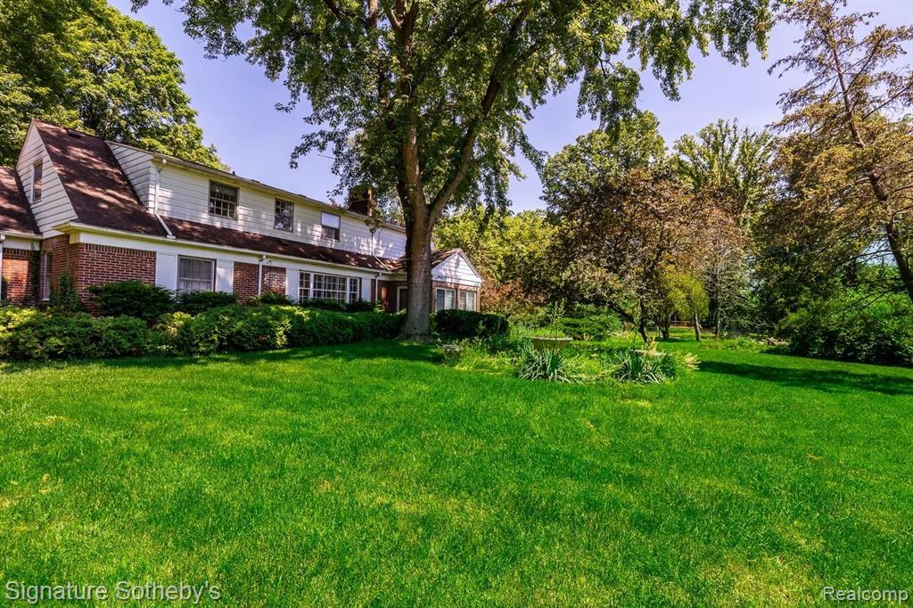 27745 Rackham Drive Lathrup Village, MI 48076 - Photo 35 of 36
