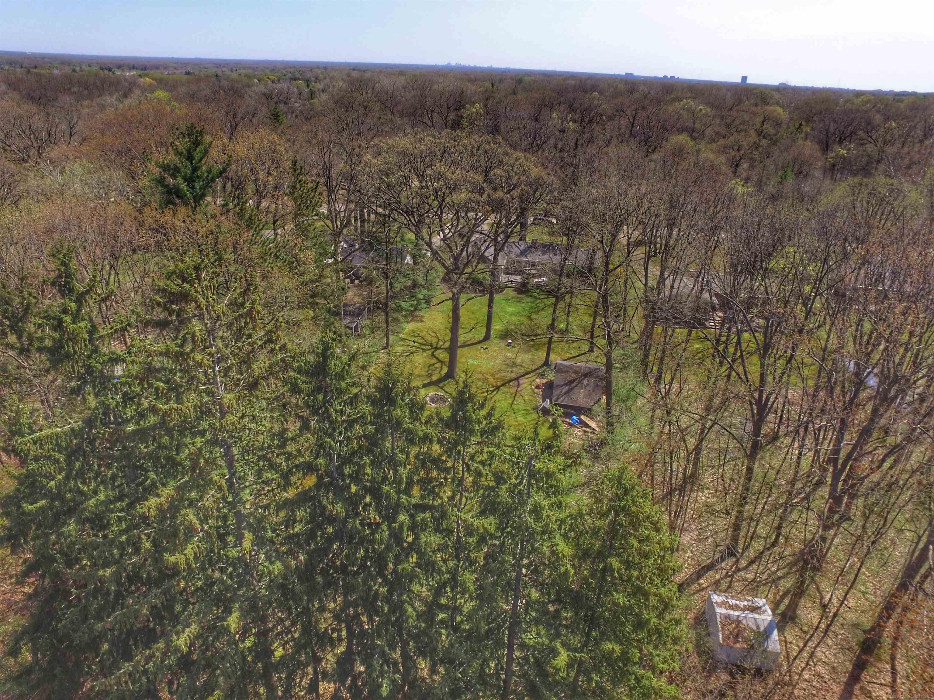 3469 Hazelton Avenue Rochester Hills, MI 48307 - Photo 29 of 32