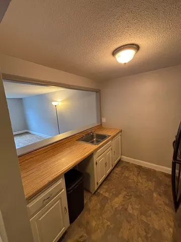 $196,900 | 43 Berlin Street, Unit 411, Clinton, MA 01510