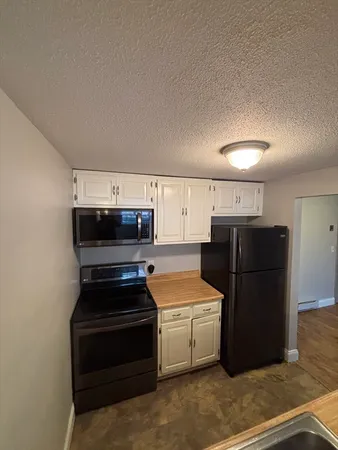 $196,900 | 43 Berlin Street, Unit 411, Clinton, MA 01510